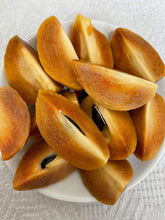 Load image into Gallery viewer, Sapota / Chicoo - (5 LB) - Free Express Shipping
